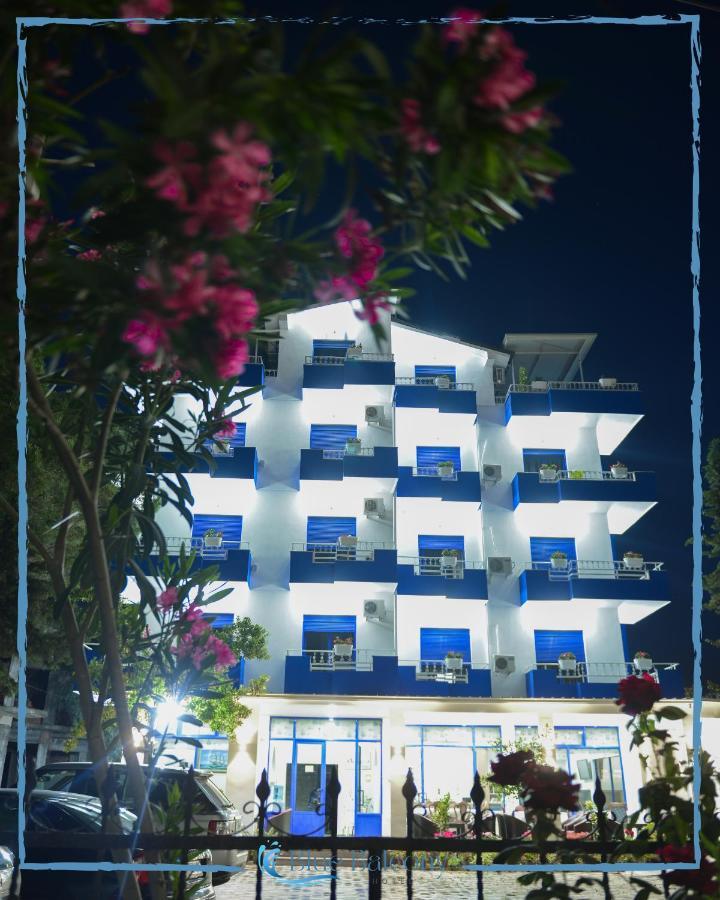 Blue Balcony Hotel Golem  Exterior foto